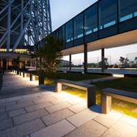 東京ソラマチ　屋外ベンチ（屋外ベンチ）|香取建築デザイン事務所