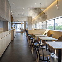 TOP‘S sengawa（カフェレストラン）|香取建築デザイン事務所